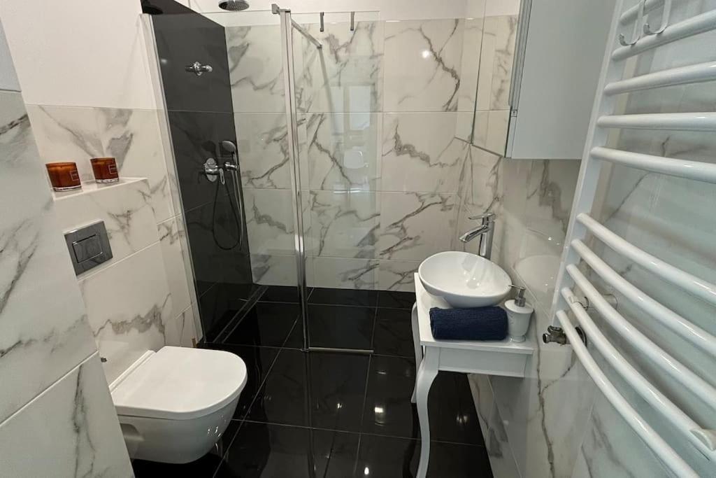 Lägenhet Ekskluzywny Apartament Z Tarasem