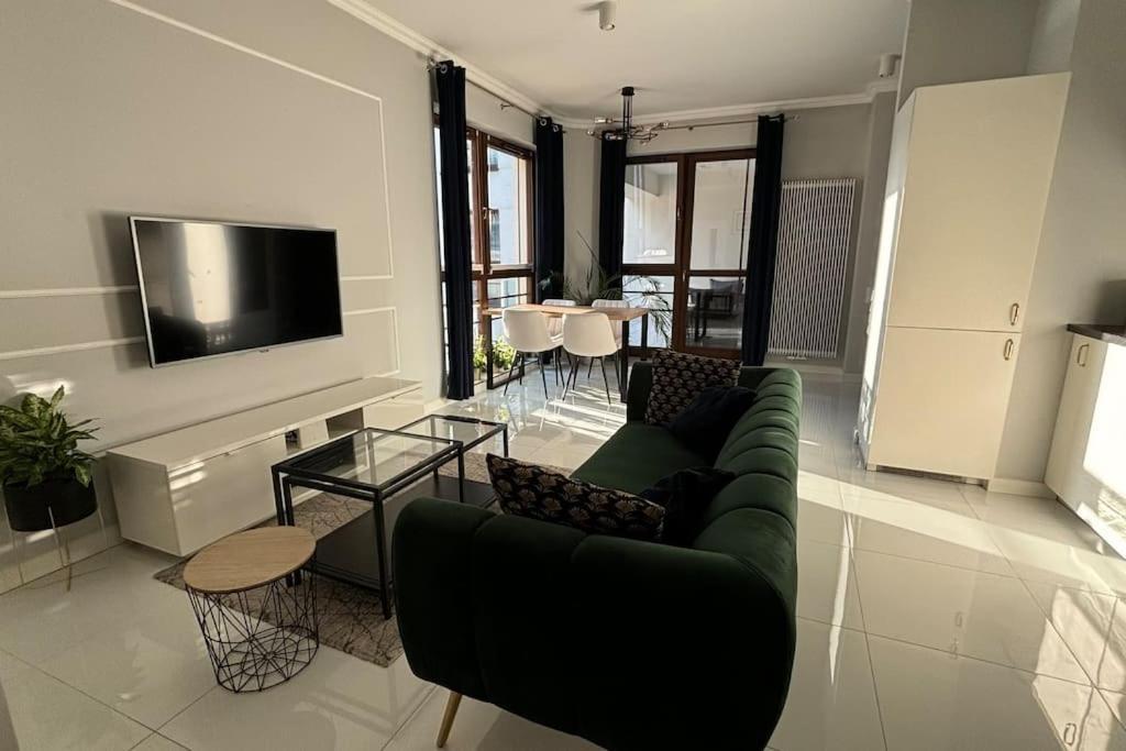 Lägenhet Ekskluzywny Apartament Z Tarasem Warszawa